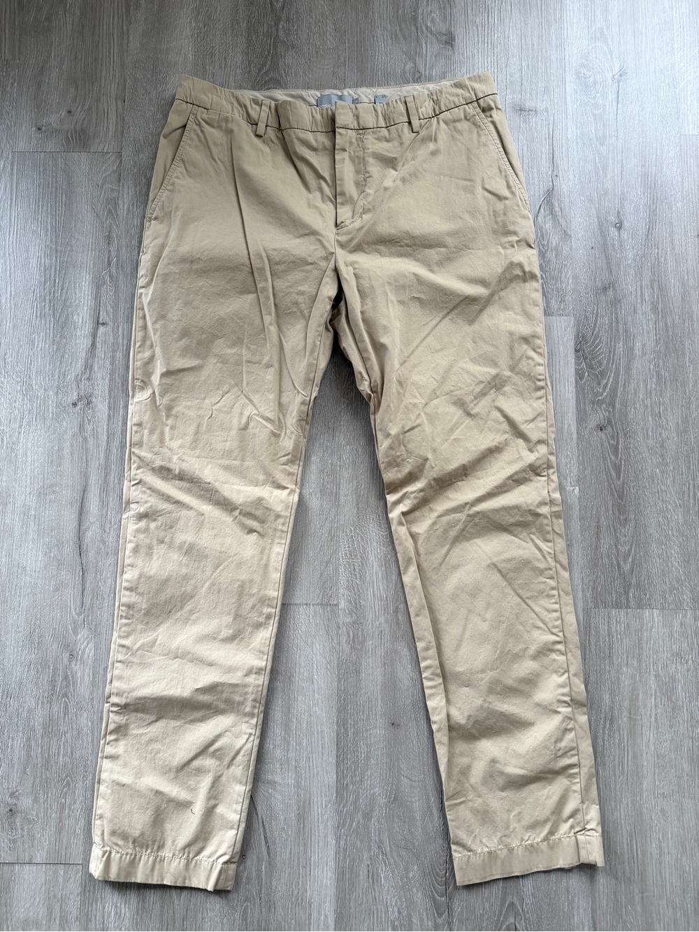 Vince Men's Khaki Chino Pants - Classic Straight Fit 34